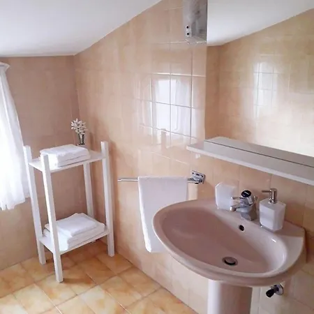 Katica Apartment Diklo