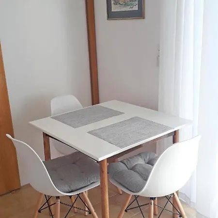 Katica Apartment *